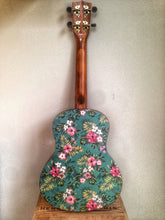 flower design guitar